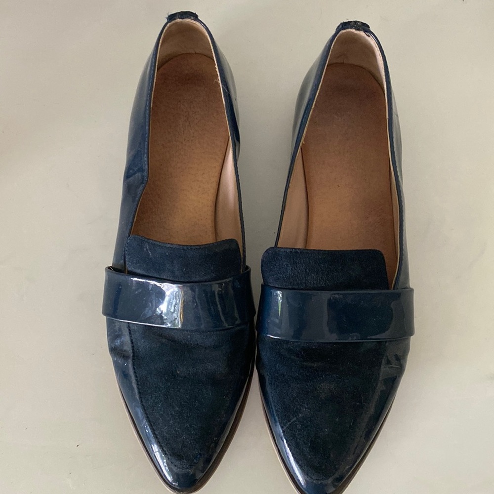 Dr. Scholl’s Faxon Loafer Navy Blue Patent Leather Pointy Toe Flats
